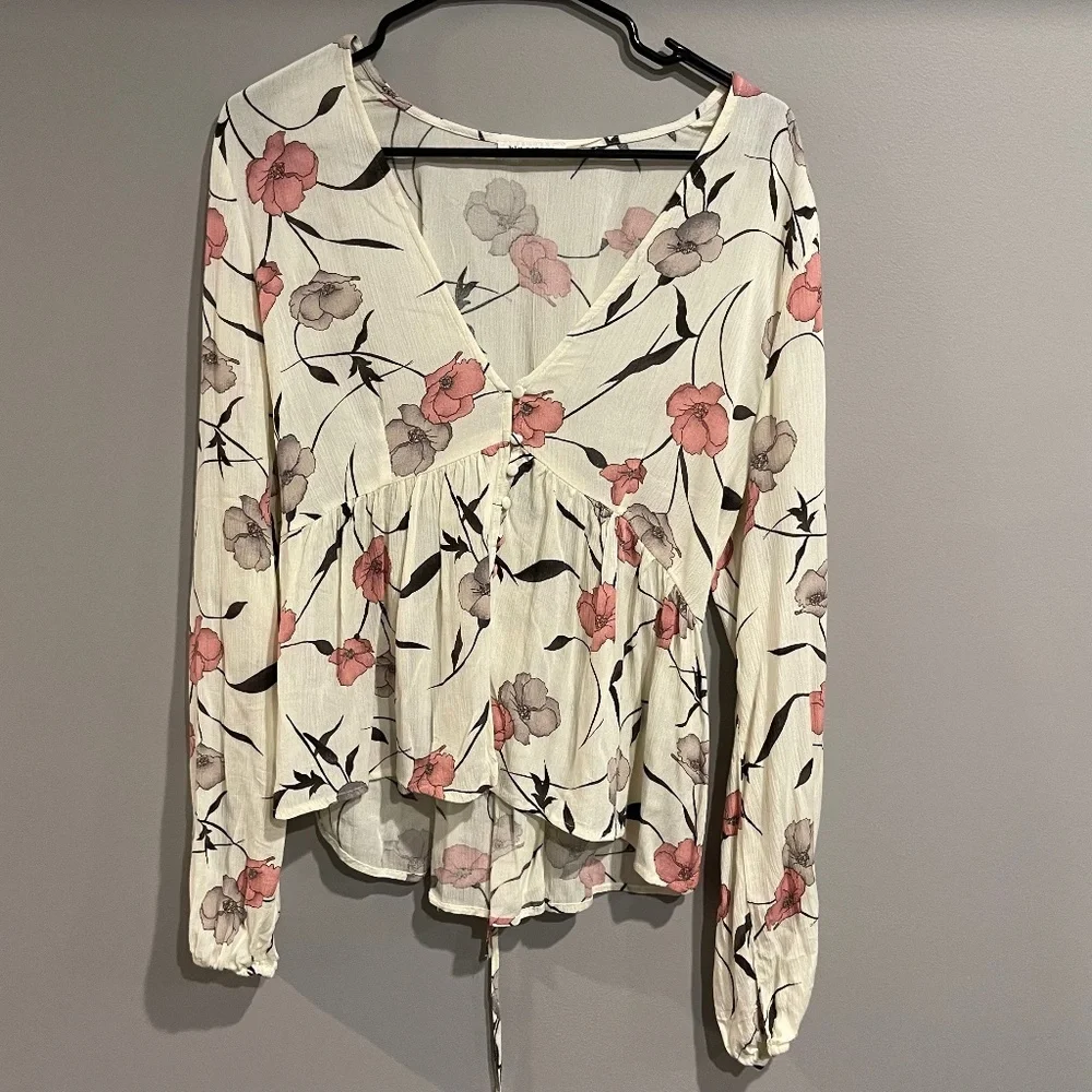 Blu Pepper Tie Back Floral Blouse - Picture 1 of 3